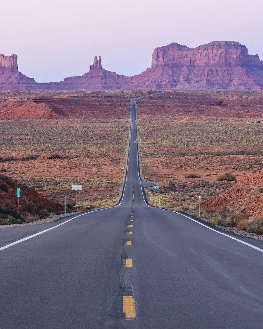 The road to Monument Valley from Forrest Gump Point